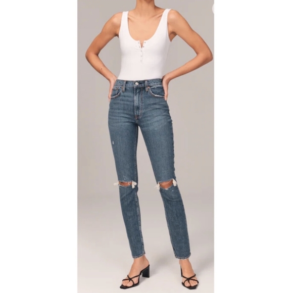 Abercrombie & Fitch The Skinny High Rise Jeans - Picture 5 of 11